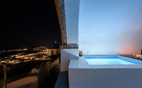 Pyrgos Cave Suites